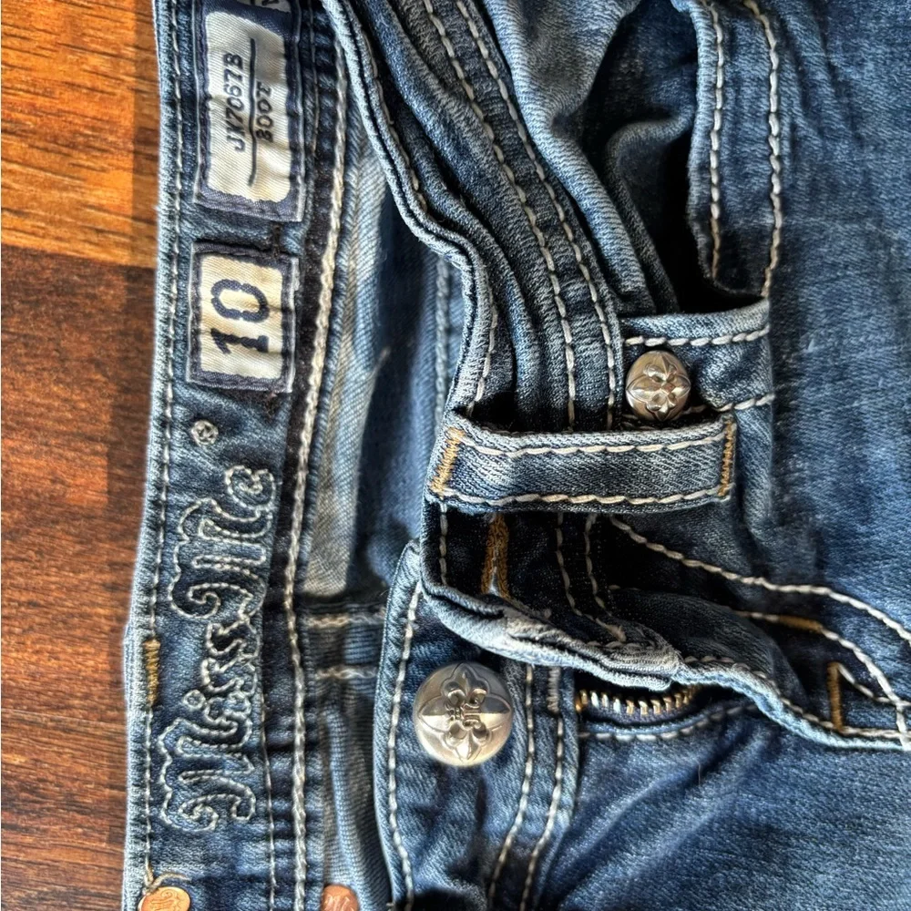 Miss Me Girls Blue Jeans with Embellished Pockets - Picture 8 of 11